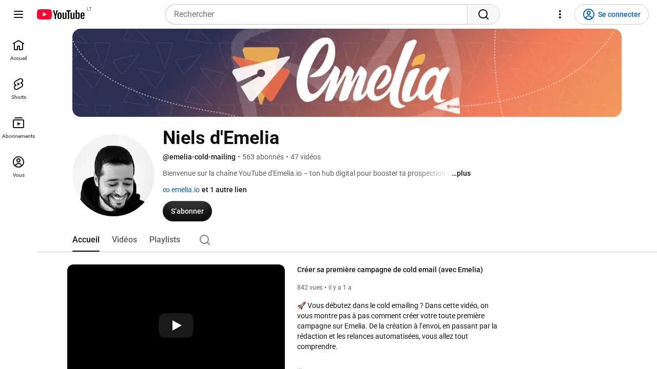 Emelia 배너와 첫 콜드 이메일 캠페인 만들기 영상이 있는 YouTube 채널 Niels d'Emelia
