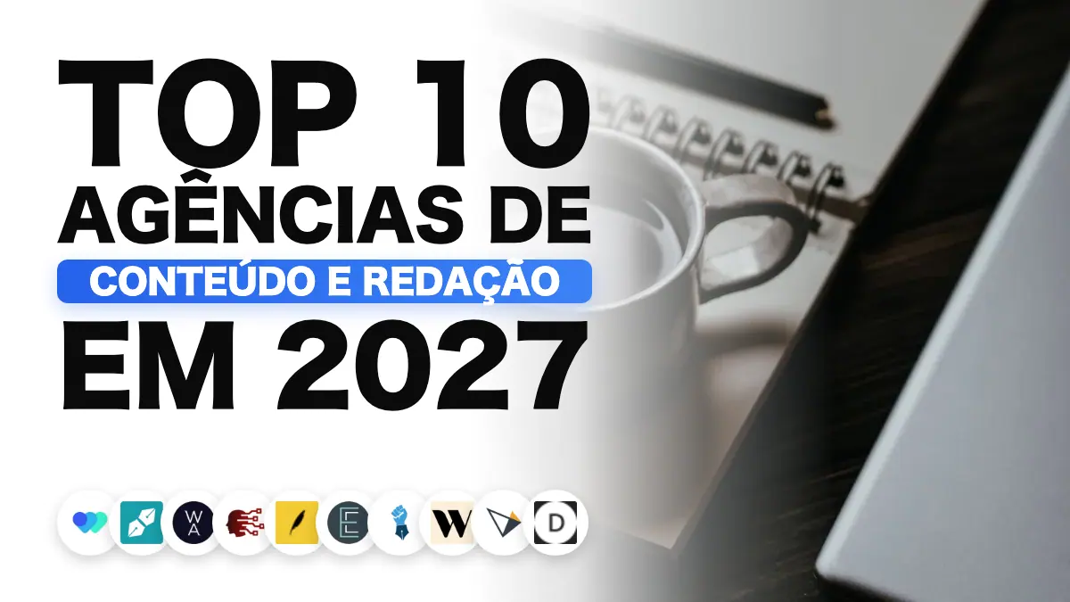 Caderno, xícara de café e notebook sobre uma mesa de trabalho, que ilustra o ranking das melhores agências de marketing de conteúdo na França