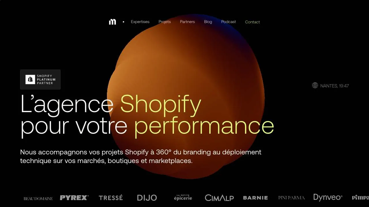 Moon MoonのShopifyエージェンシーのウェブサイトのトップページ