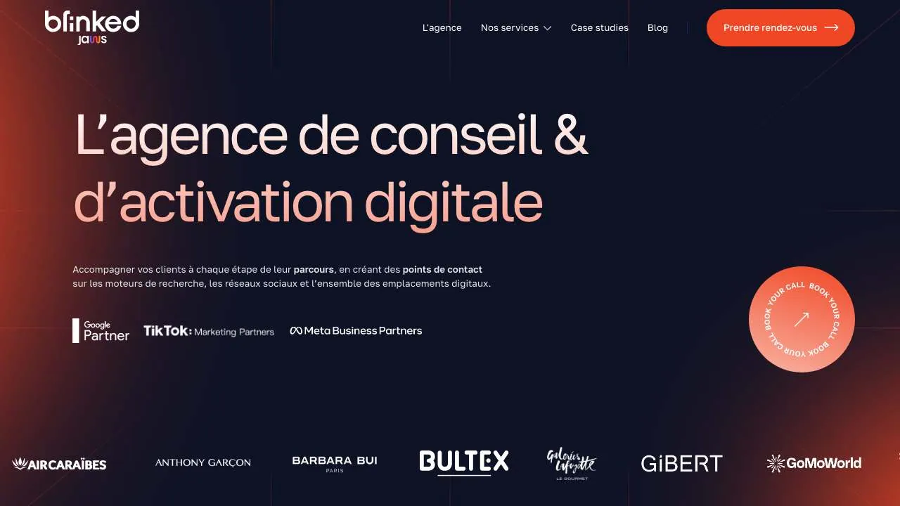 Blinkedメディアエージェンシーのウェブサイトのトップページ