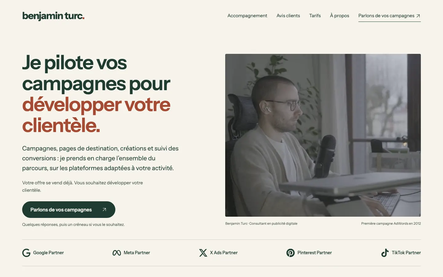 エクス・レ・バンのデジタル広告コンサルタントBenjamin Turcのサイトのトップページ