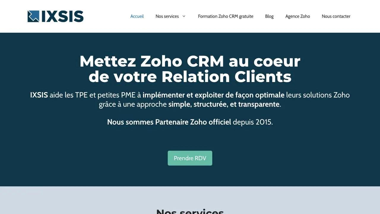 דף הבית של אתר המטמיעה של Zoho CRM IXSIS