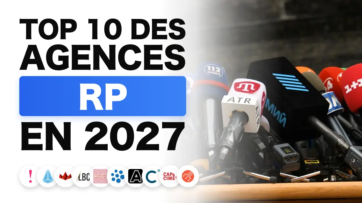 Rangée de micros installés pour une conférence de presse, illustrant le classement des meilleures agences de relations presse en France